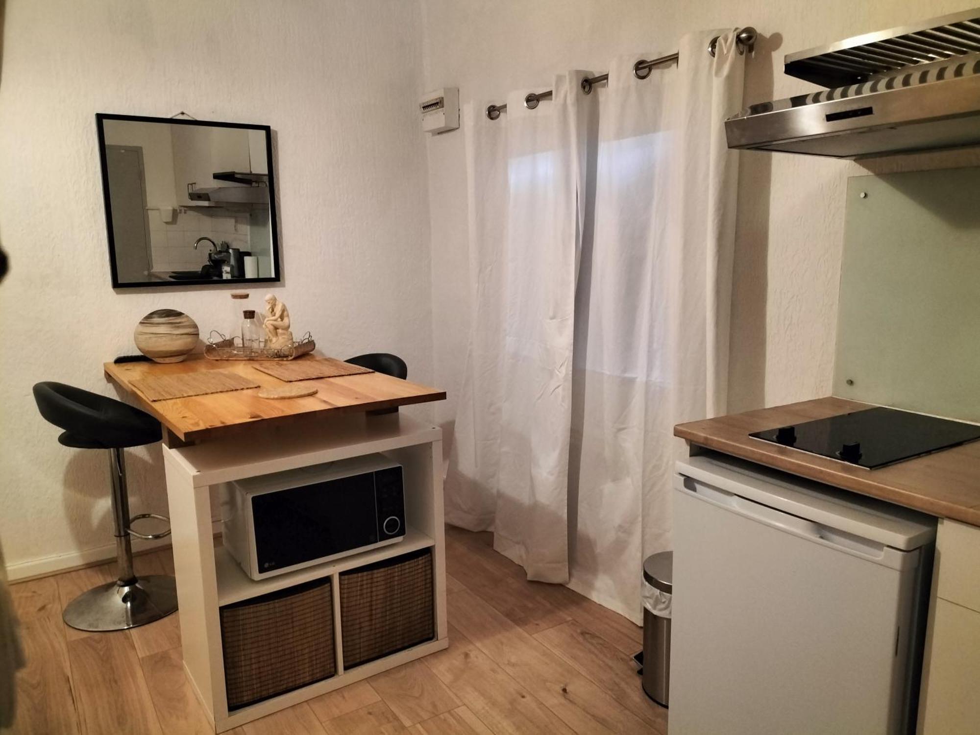 Studio Avec Parking Tout A Pied Et Calme บ็องโดล ภายนอก รูปภาพ